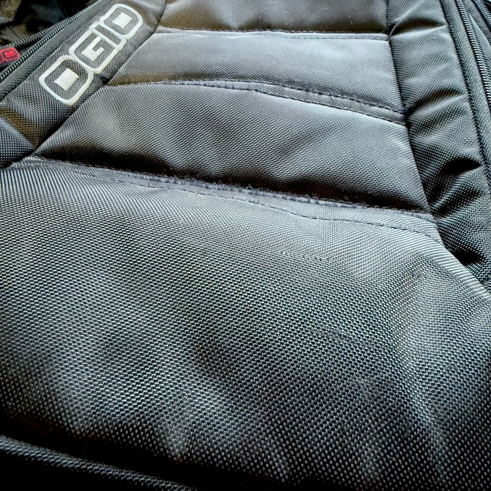 OGIO RENEGADE RSS LAPTOP BACKPACK - Picture 8 of 16